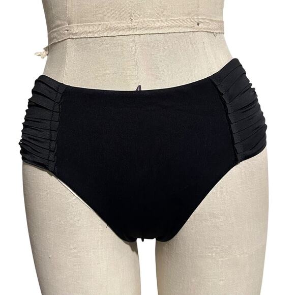 NWT Seafolly Pleated Full Coverage Retro Bikini Bottom Swimsuit Size 6 - Picture 1 of 7